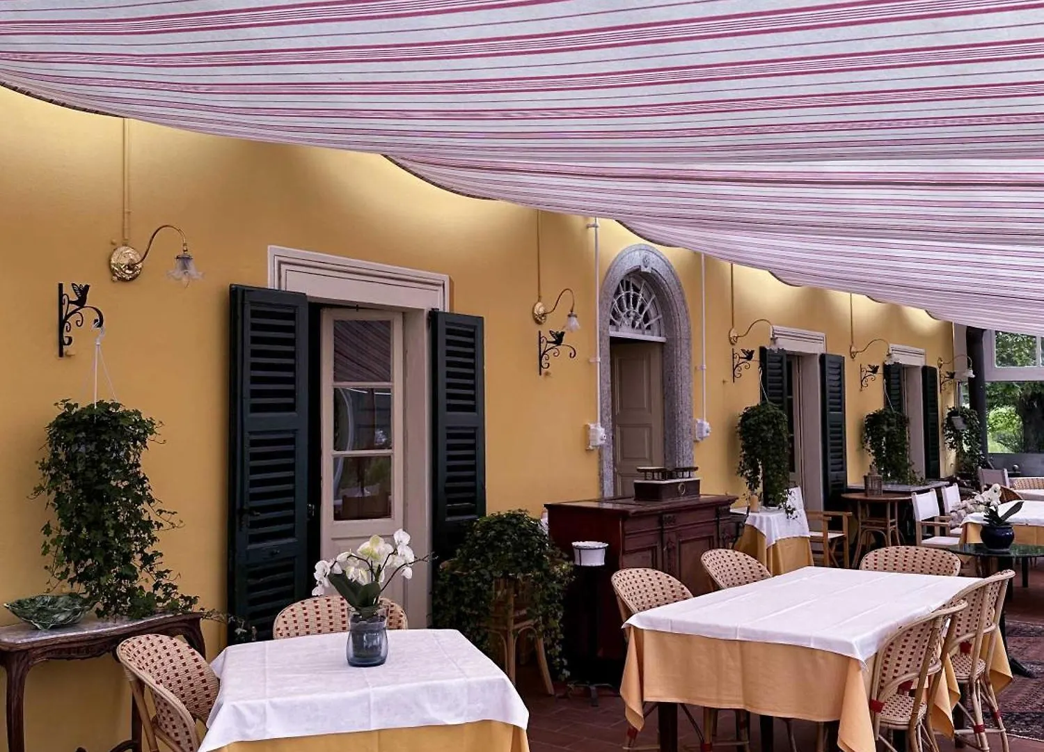 Hotel Villa Simplicitas San Fedele Intelvi 2*,  Italia