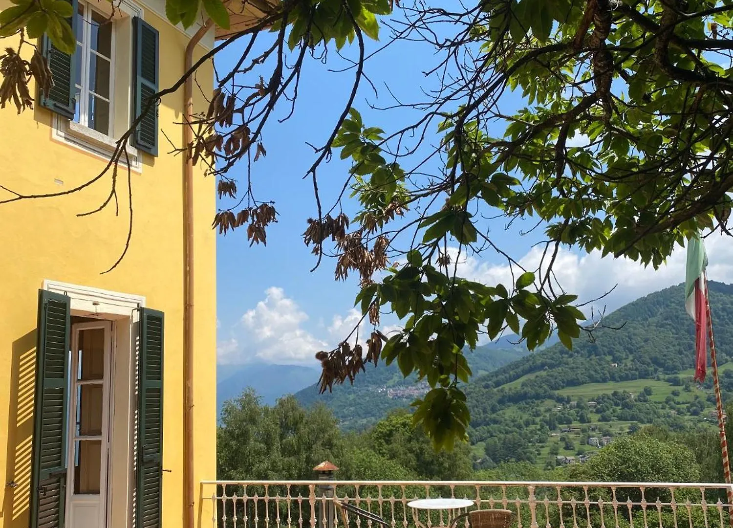 **  Hotel Villa Simplicitas San Fedele Intelvi Italia